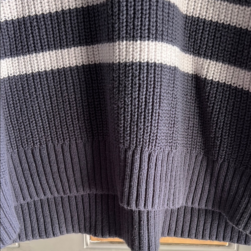 Hollister Women’s Striped Sweater - Gray and White - Size Small - Picture 3 of 7